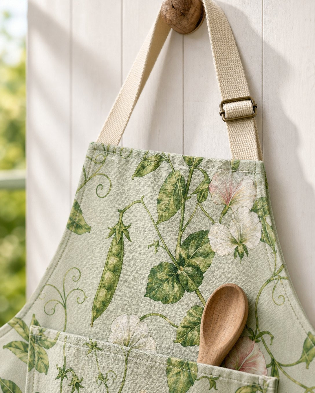 Sweet Pea Tendrils Apron, image 4